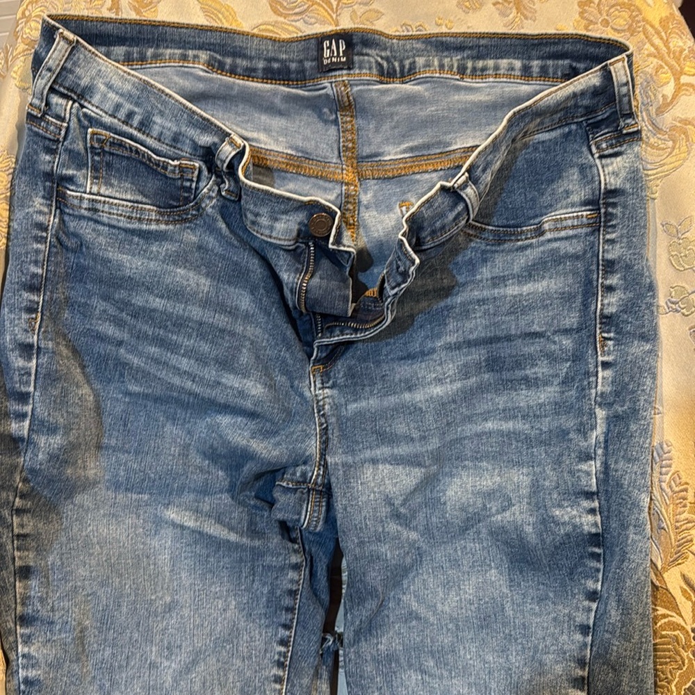 Women’s jeans